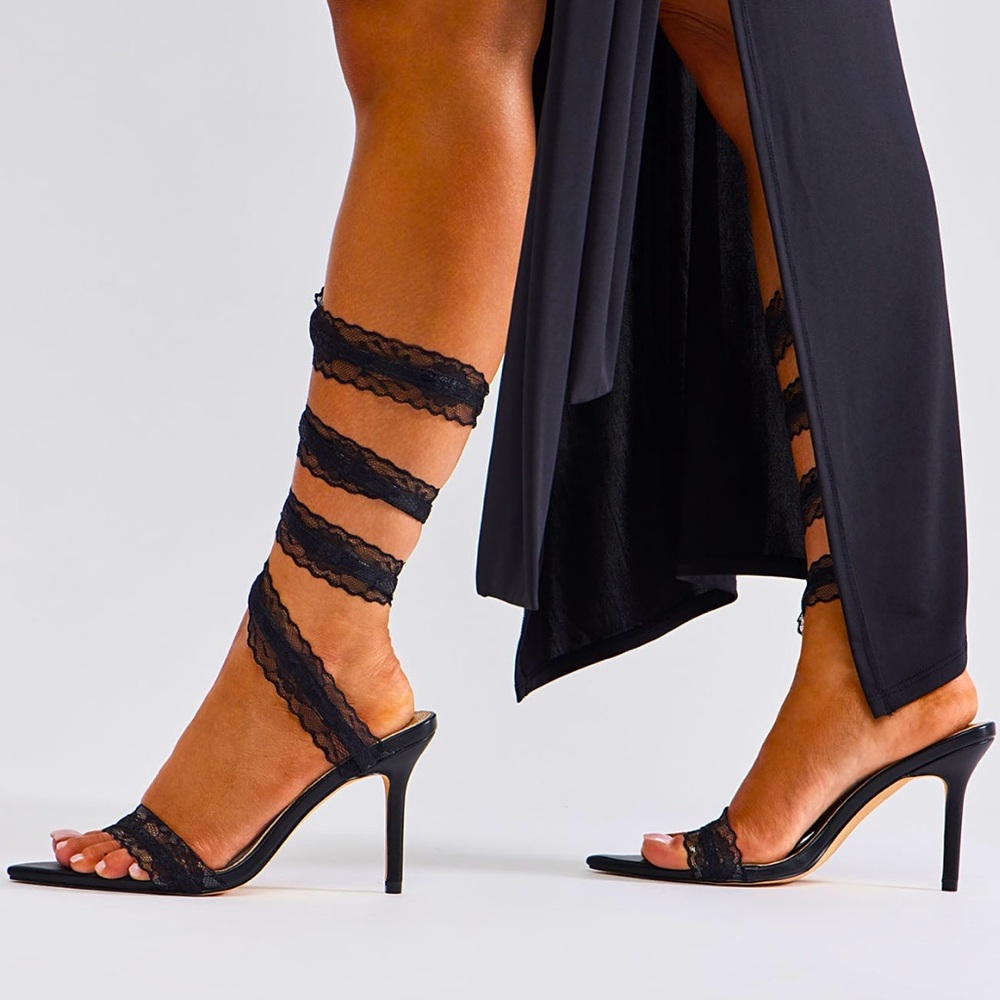 Lace Wrap Up heels size 10- Brand New